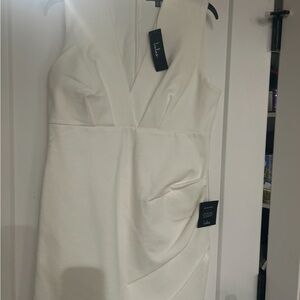 White Sleeveless Dress
